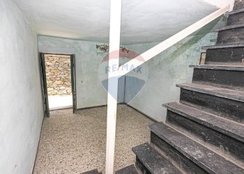 Scale - Rustico Via Col di Lana
 
19, Bargagli - foto 19