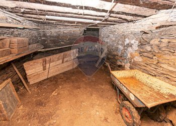 Cantina - Rustico Via Col di Lana
 
19, Bargagli - foto 32