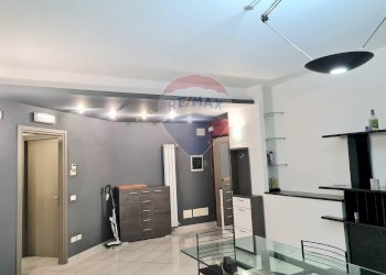 Sala da pranzo - Trilocale Via Liberazione
 
3, Lentini - foto 3