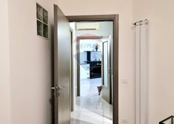 Hall / corridoio - Trilocale Via Liberazione
 
3, Lentini - foto 9