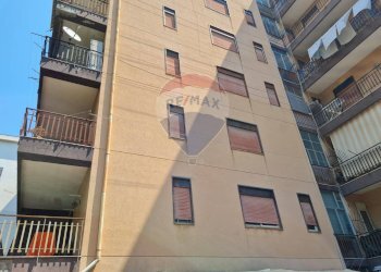 Edificio all\'aperto - Trilocale Via Liberazione
 
3, Lentini - foto 20