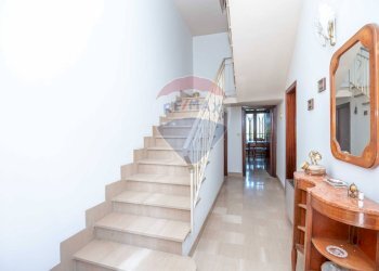 Scale - Casa indipendente Via Vittorio Veneto
 
357, Grammichele - foto 12