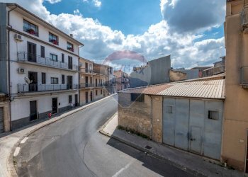 Edificio all\'aperto - Casa indipendente Via Vittorio Veneto
 
357, Grammichele - foto 17