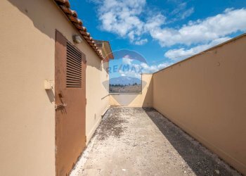 Terrazza - Casa indipendente Via Vittorio Veneto
 
357, Grammichele - foto 26
