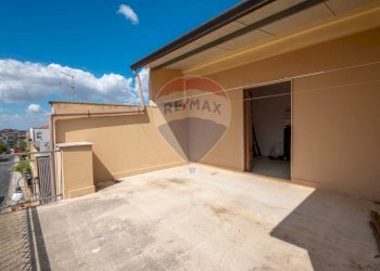 Terrazza - Casa indipendente Via Vittorio Veneto
 
357, Grammichele - foto 28