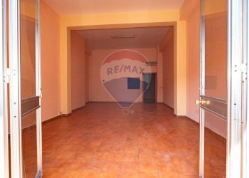 Hall / corridoio - Shop Via Mirone
 
24, Viagrande - photo 7