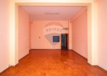 Stanza vuota - Negozio Via Mirone
 
16, Viagrande - foto 4