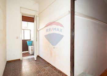 Stanza vuota - Negozio Via Mirone
 
16, Viagrande - foto 21