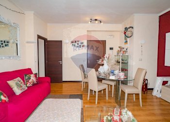 Sala da pranzo - Quadrilocale Via Mariannina Coffa Caruso
 
5, Catania - foto 11