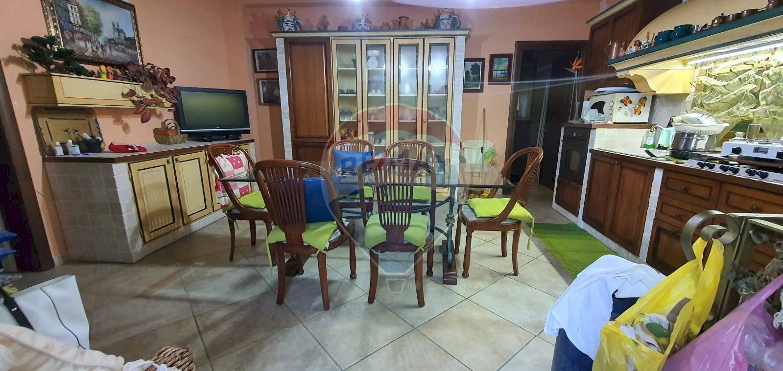 Sala da pranzo - Villa VIA FISICARA
16, Caltagirone - foto 3