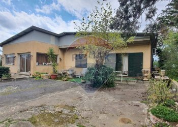 Casa all\'aperto - Villa VIA FISICARA
 
16, Caltagirone - foto 2