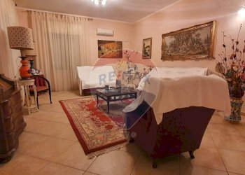 Soggiorno - Villa VIA FISICARA
 
16, Caltagirone - foto 5