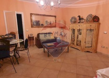 Sala da pranzo - Villa VIA FISICARA
 
16, Caltagirone - foto 6