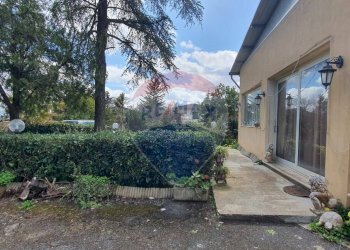 Giardino - Villa VIA FISICARA
 
16, Caltagirone - foto 12