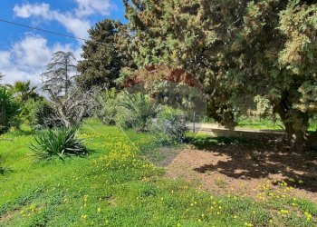 Giardino - Villa VIA FISICARA
 
16, Caltagirone - foto 18