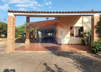 Casa all\'aperto - Villa CONTRADA COSTA BAIRA
 
16, Caltagirone - foto 1