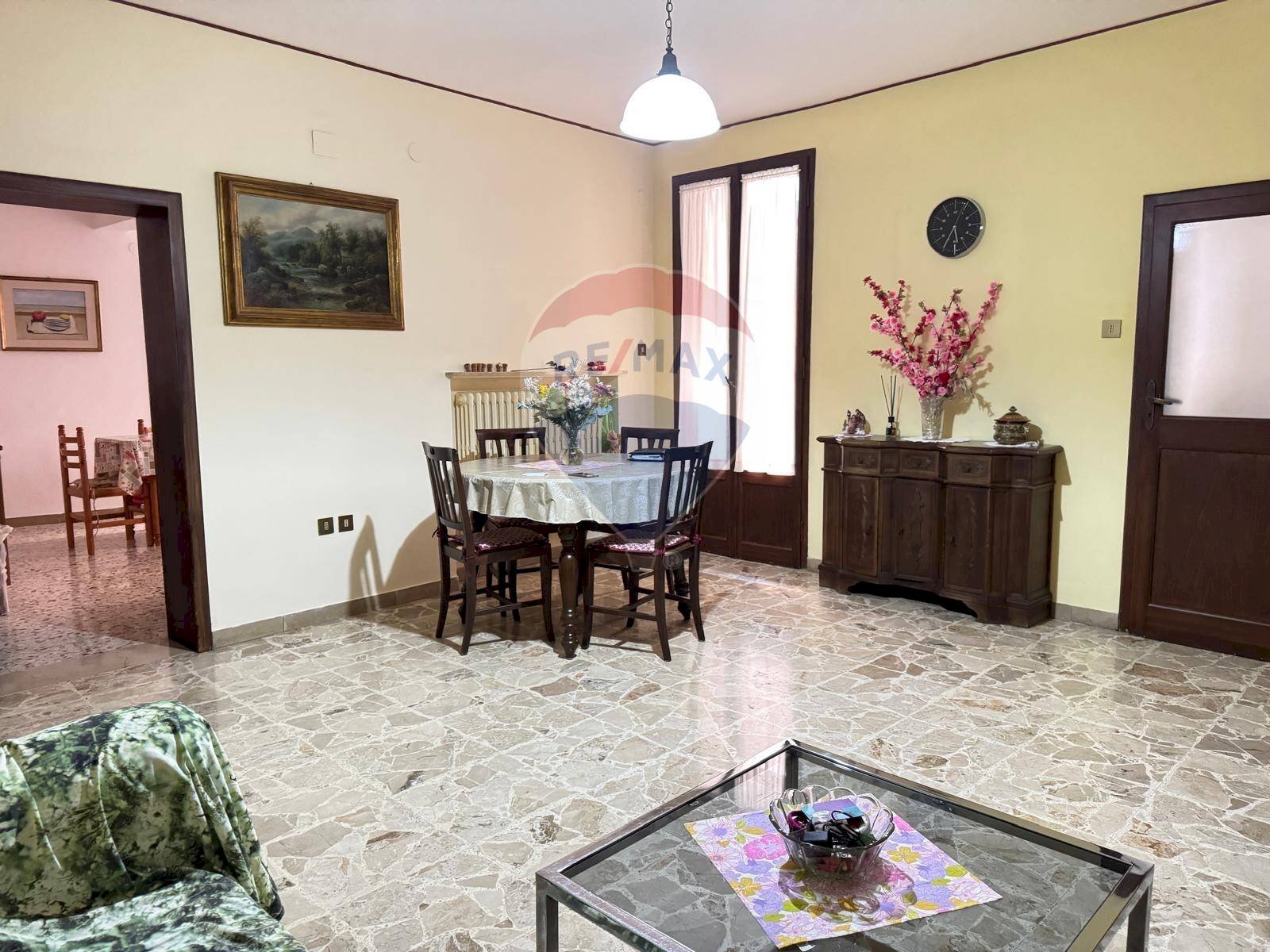 Sala da pranzo - Apartment Ferrara - photo 3