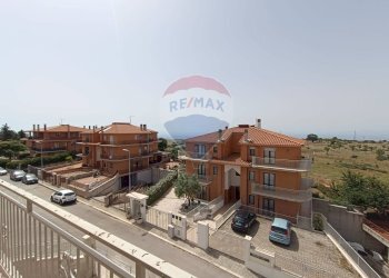 Balcone - Trilocale Via Edoardo De Filippo
 
snc, San Marco in Lamis - foto 10