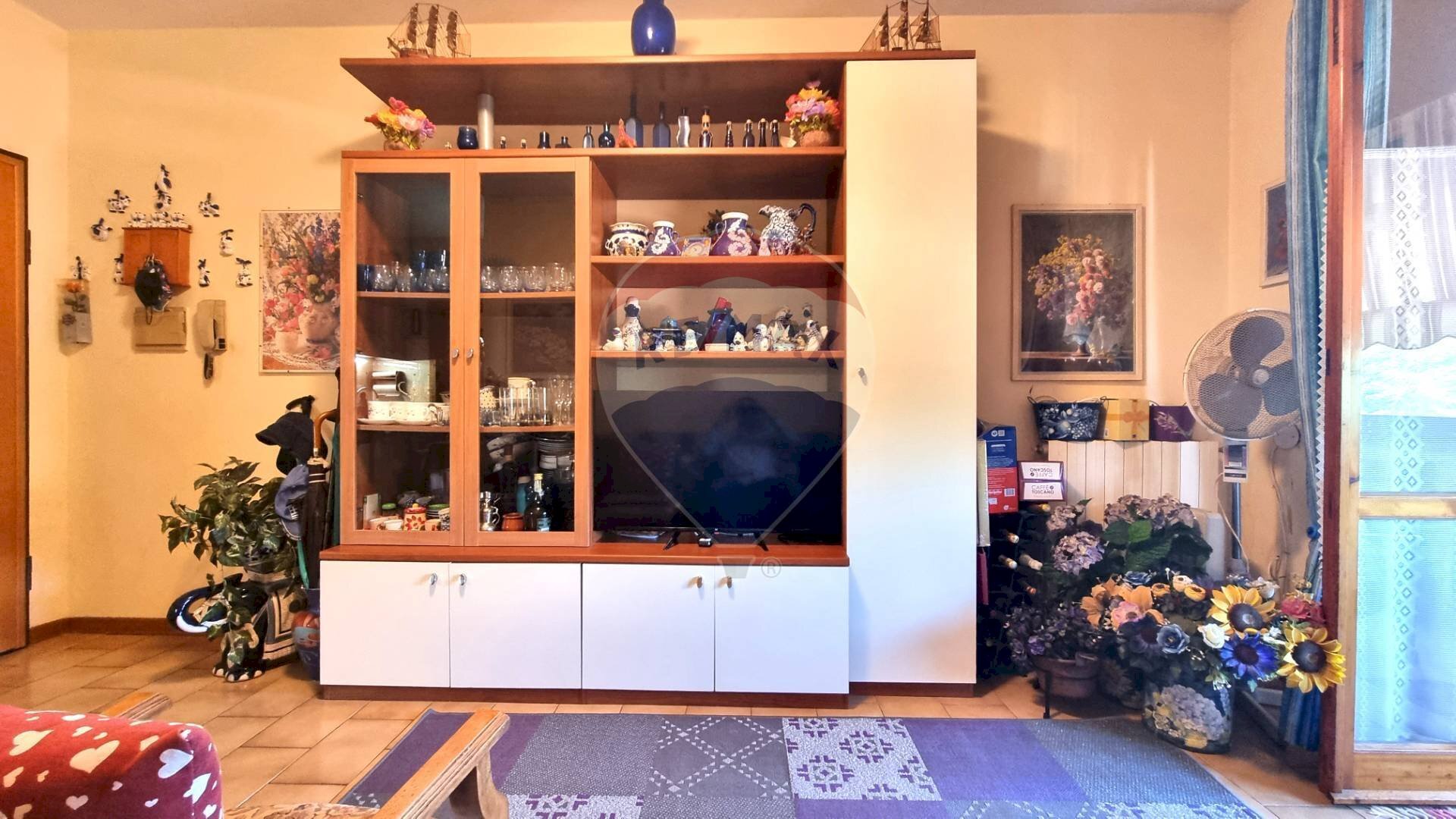 Soggiorno - Three-room apartment Via Gilching
 
12, Cecina - photo 1