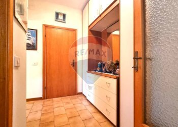 Hall / corridoio - Trilocale Via Gilching
 
12, Cecina - foto 19