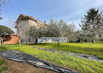 esterno - Casa semi indipendente Via Borghetto, Fosdinovo - foto 2