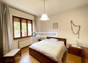 camera matrimoniale 2 - Casa semi indipendente Via Borghetto, Fosdinovo - foto 25