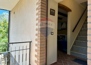 Scale - Independent house Via Casile
 
snc, Scapoli - photo 5