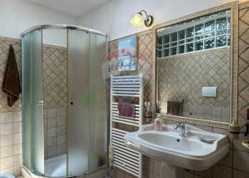 Bagno - Independent house Via Casile
 
snc, Scapoli - photo 74