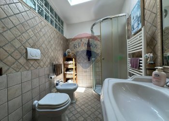 Bagno - Independent house Via Casile
 
snc, Scapoli - photo 76