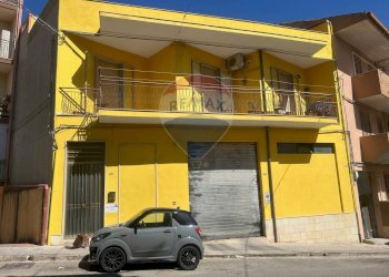 Edificio all\'aperto - Casa indipendente via marzabotto
 
68, Ragusa - foto 4