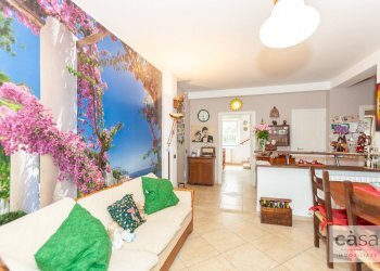 Foto 8 - Villa Via Carducci
 
4, Gazzada Schianno - foto 4