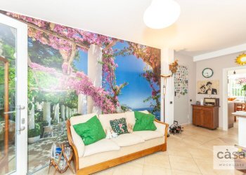 Foto 10 - Villa Via Carducci
 
4, Gazzada Schianno - foto 6