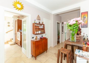 Foto 11 - Villa Via Carducci
 
4, Gazzada Schianno - foto 7