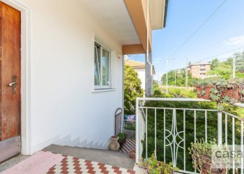 Foto 36 - Villa Via Carducci
 
4, Gazzada Schianno - foto 32