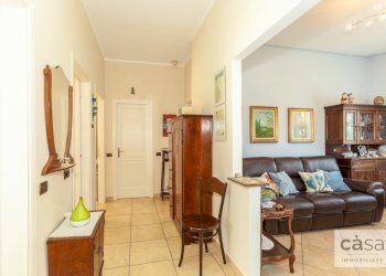 Foto 37 - Villa Via Carducci
 
4, Gazzada Schianno - foto 33