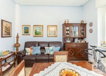 Foto 41 - Villa Via Carducci
 
4, Gazzada Schianno - foto 37