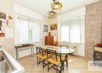 Foto 42 - Villa Via Carducci
 
4, Gazzada Schianno - foto 38