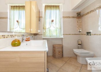 Foto 56 - Villa Via Carducci
 
4, Gazzada Schianno - foto 52