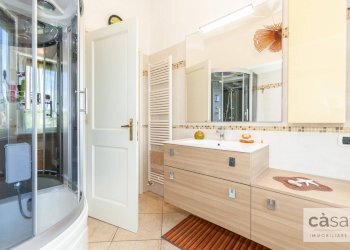 Foto 60 - Villa Via Carducci
 
4, Gazzada Schianno - foto 56