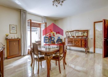 Salone - Trilocale Via Enrico Fermi
49, Roma - foto 3