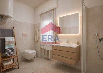 rendering bagno - Trilocale Via Enrico Fermi
 
49, Roma - foto 4