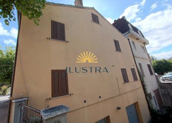 Foto 2 - Casa indipendente via IV novembre
 
9 - 11 - 13, Rotella - foto 2