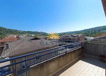 Foto 1 - Trilocale viale trieste
 
135, Comunanza - foto 1