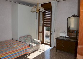 Camera da letto - Two-room apartment via Paolo Mantegazza, 15, Parabiago - photo 7