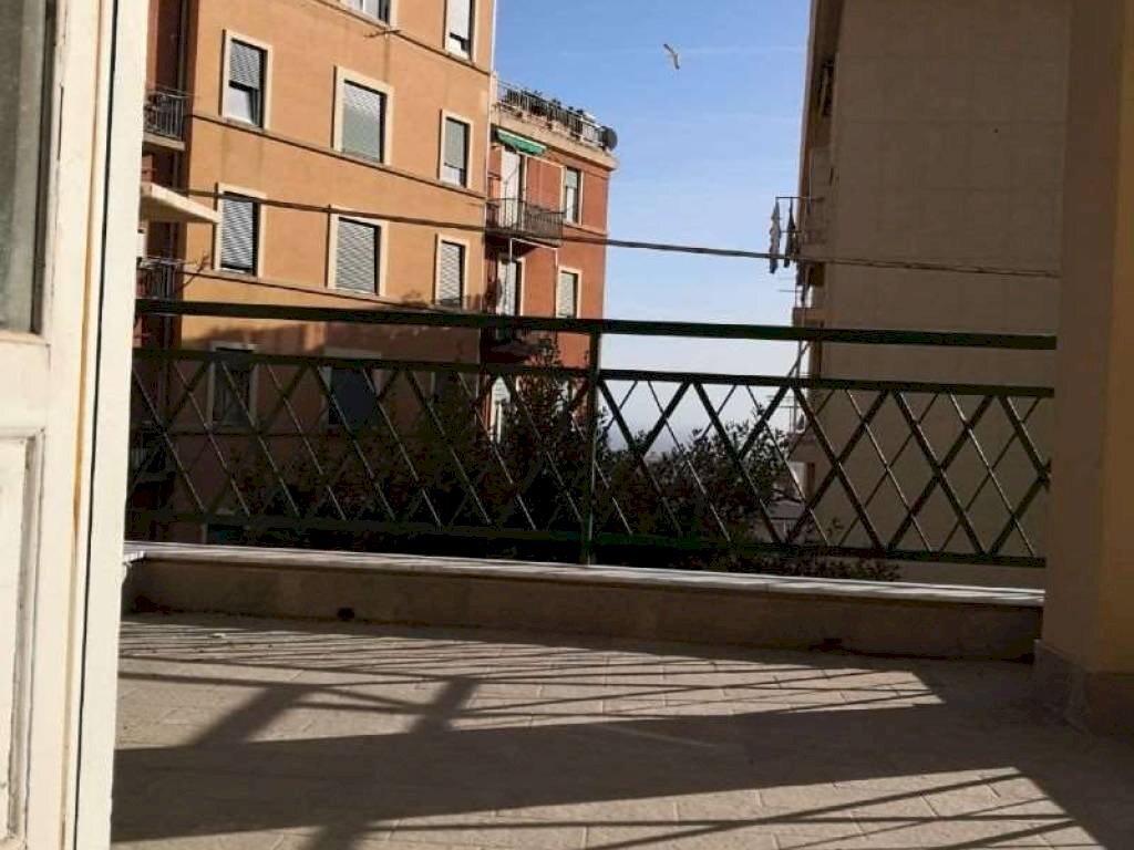 Terrazzo - Quadrilocale via Aldo Acquarone, 46, Genova - foto 2