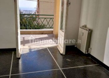 Soggiorno - Quadrilocale via Aldo Acquarone, 46, Genova - foto 1