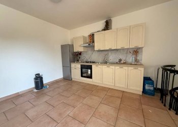 Cucina - Trilocale via San Rocco, Saludecio - foto 8