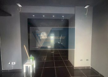 Locale Commerciale Largo Empedocle, Siracusa - foto 4