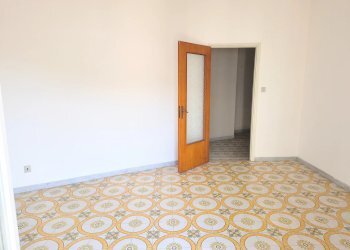 Four-room apartment Via Santa Marta, Messina - photo 8