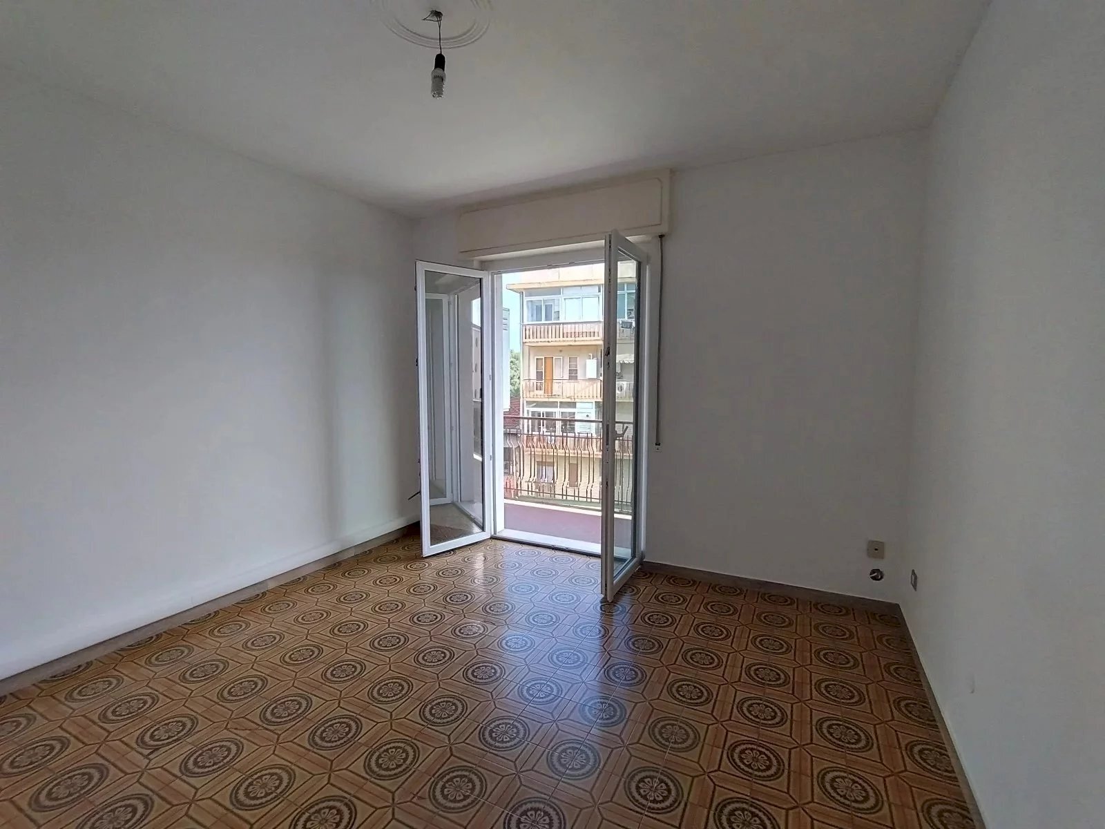 Quadrilocale Via Luigi Isnardi, Ventimiglia - foto 1